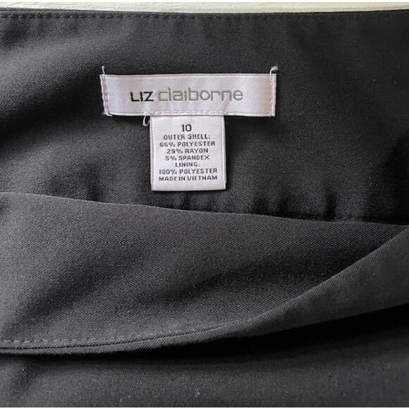 Liz Claiborne Black Pencil Skirt Size 10 Kick Pleat Classic Versatile Stretch - Picture 2 of 10